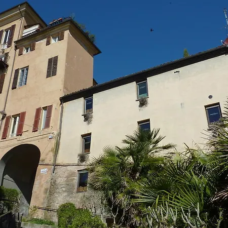 Couette-café Al Pergolesi 3*