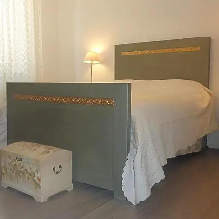Al Pergolesi Nocleg ze śniadaniem 3*